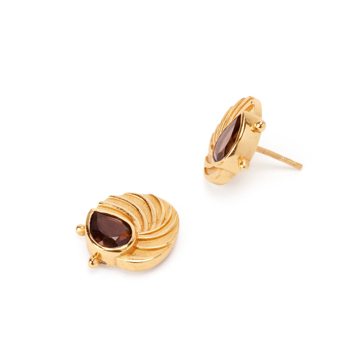 Thea Studs